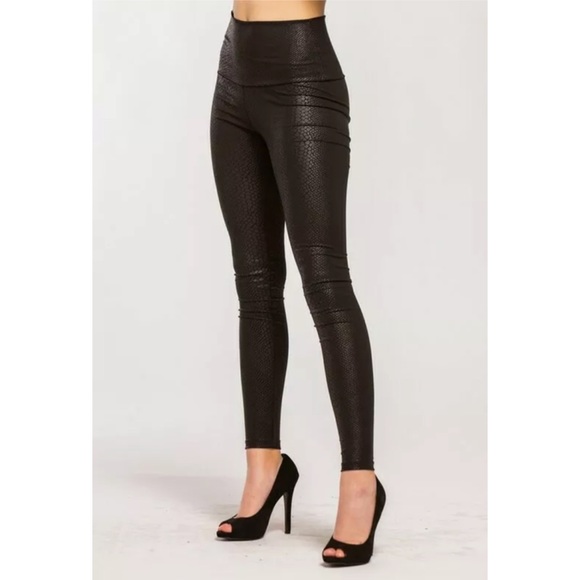 SOLD OUT - Picture 4 of 9